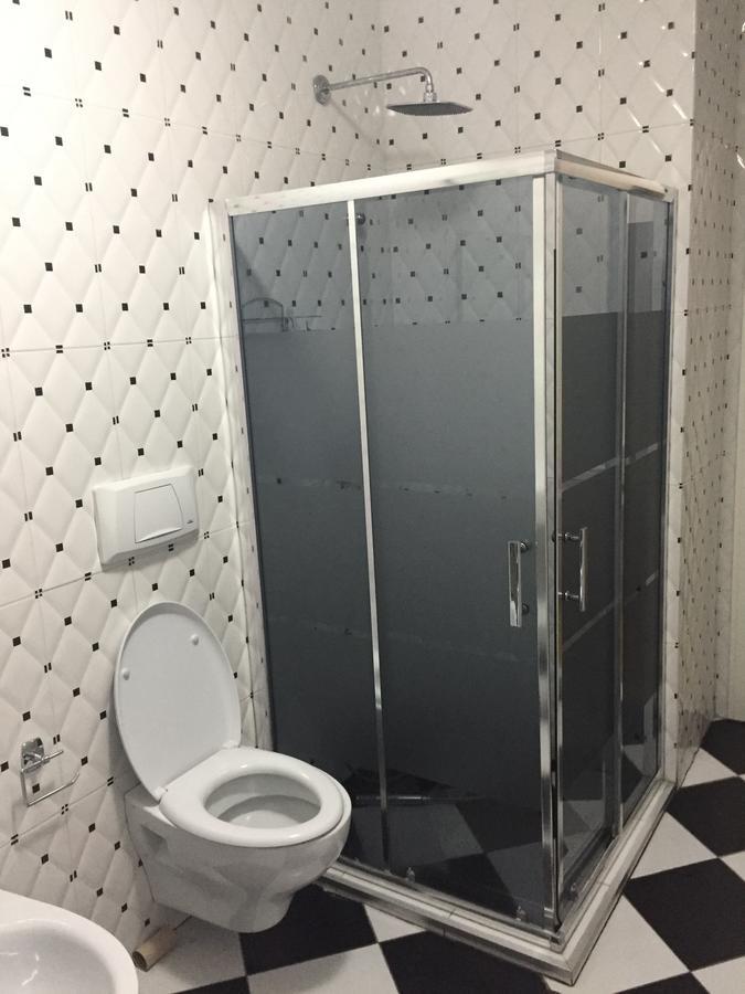 Living Hotel Tirana Extérieur photo