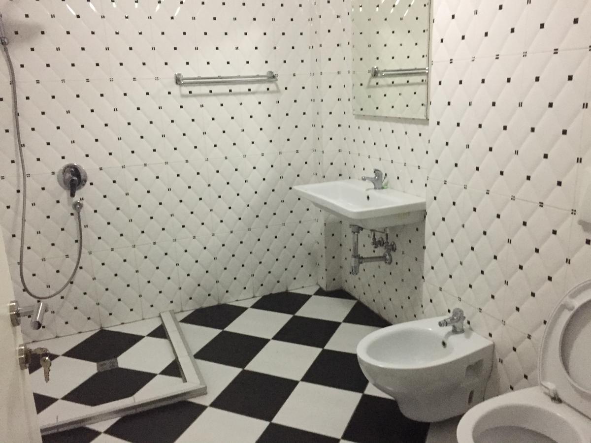 Living Hotel Tirana Extérieur photo